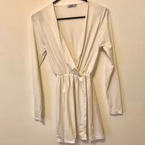 TOBI | Long Sleeved White Wrap Dress